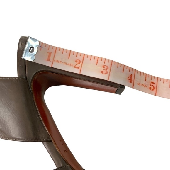 Chie MIHARA Brown Genuine Leather Closed Toe Heeled Mary Jane Sandal US Sz 8.5 - Picture 11 of 12